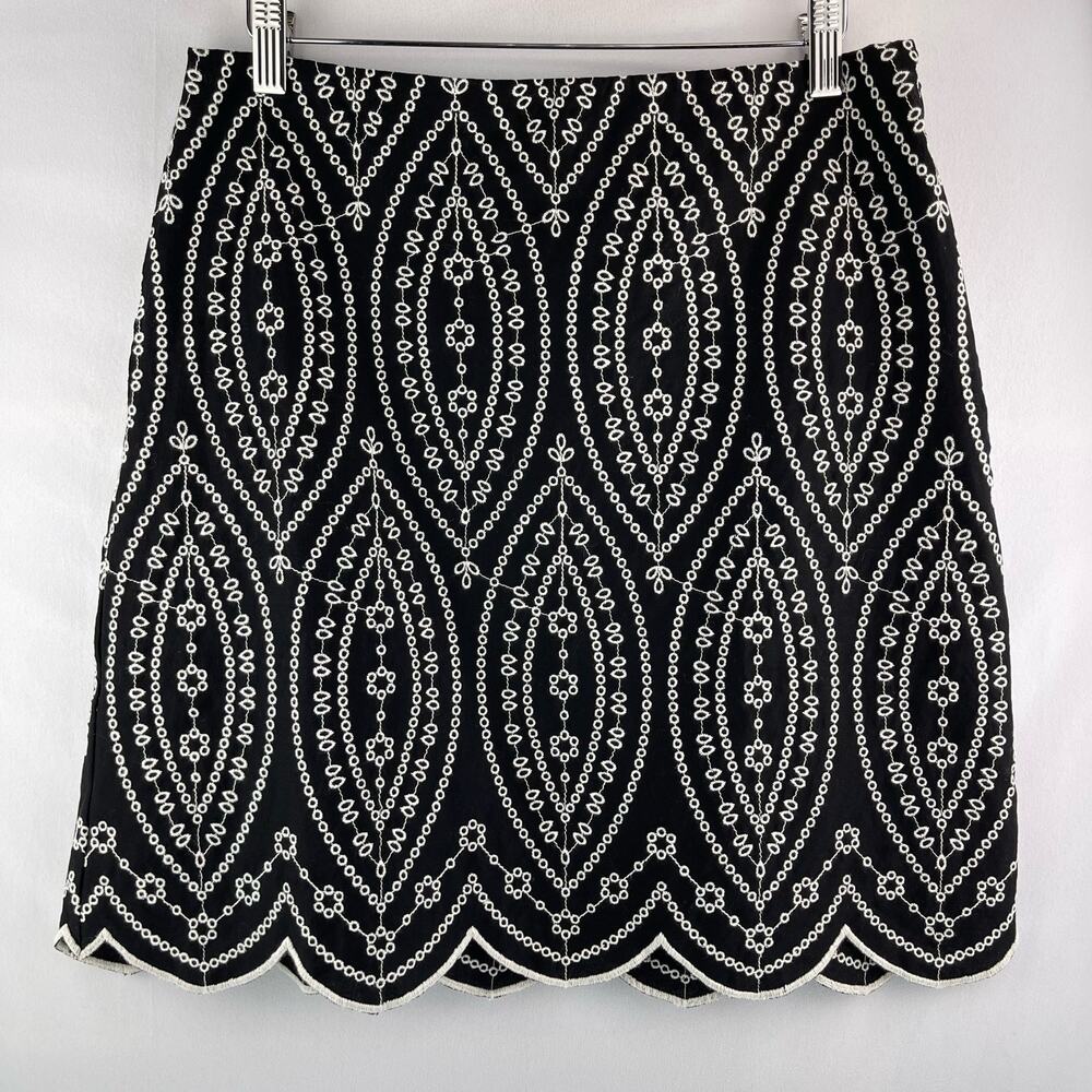 Loft Embroidered Scalloped Shift Skirt Size 2